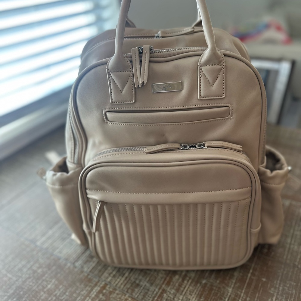 Ju-Ju-Be Tan Backpack